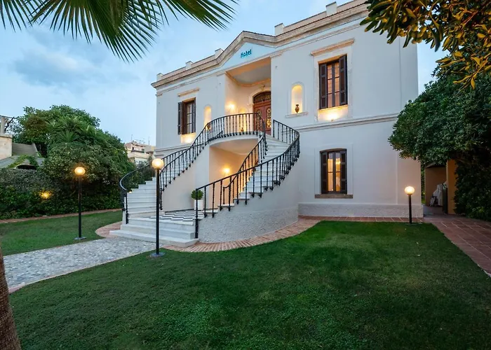 哈乐帕酒店 干尼亞