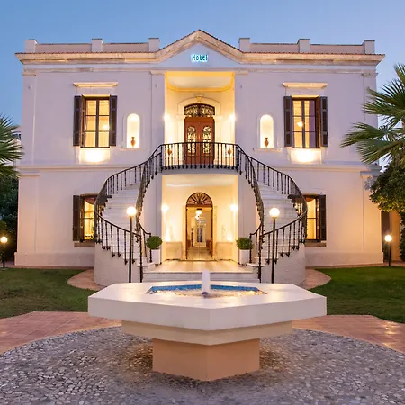 فندق Halepa 4*