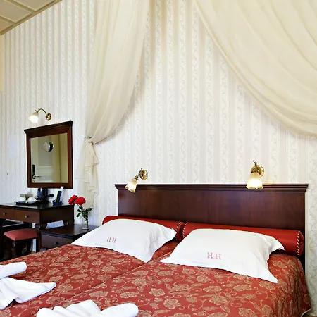 Halepa 4*