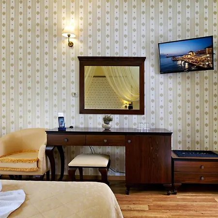 Halepa Hotel
