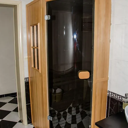 Halepa Hotel 4*