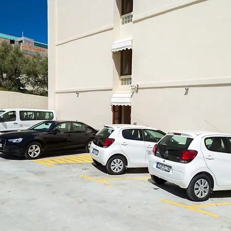 Halepa Hotel 4*